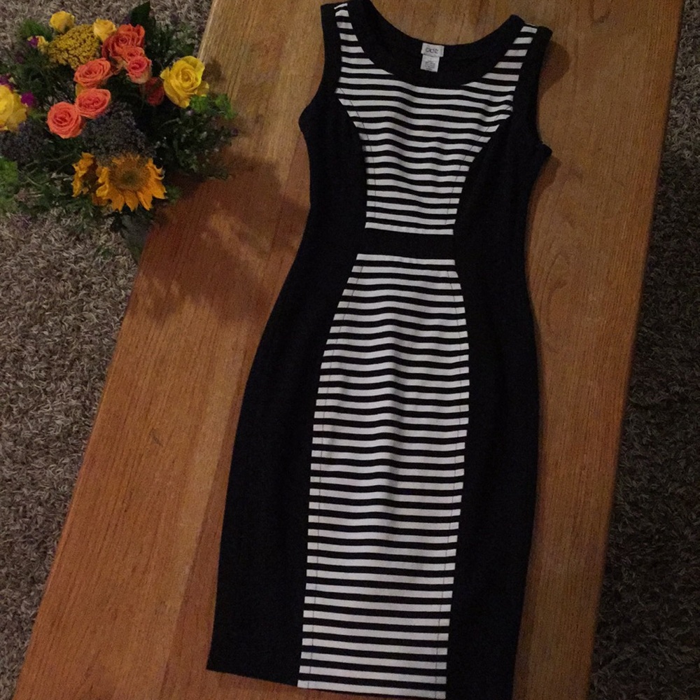 Cache size 0 dress